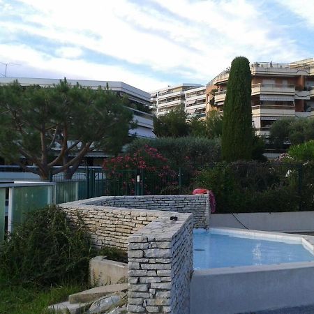 Apartmán Studio Meuble Avec Piscine Nice Ouest Quartier Fabron Exteriér fotografie